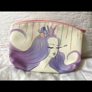 Ipsy makeup bag